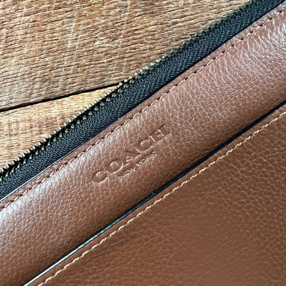 Coach Zip Wallet - image 3